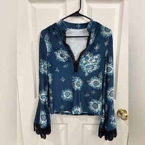 SHEIN Teal Blue Floral V-Neck Lace Trim Tunic